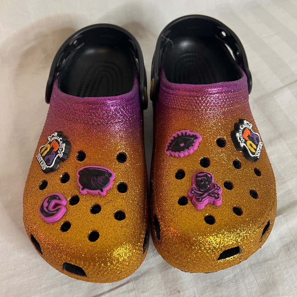 Hocus Pocus CROCS Sanderson sisters shoes Disney W 7 purchased new / worn once